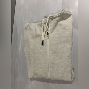 Men’s oat zip-up hoodie with drawstring oat, fair-pilling throughout, size M